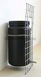 Napáječka 2 l komplet se závitem M6+plast lahev a nerez. pružina