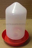 Napáječka pro drůbež se závitem 1,5 l s uchem